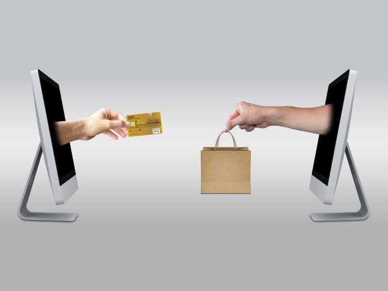 Czy zakupy online zastąpią całkiem sklepy stacjonarne?